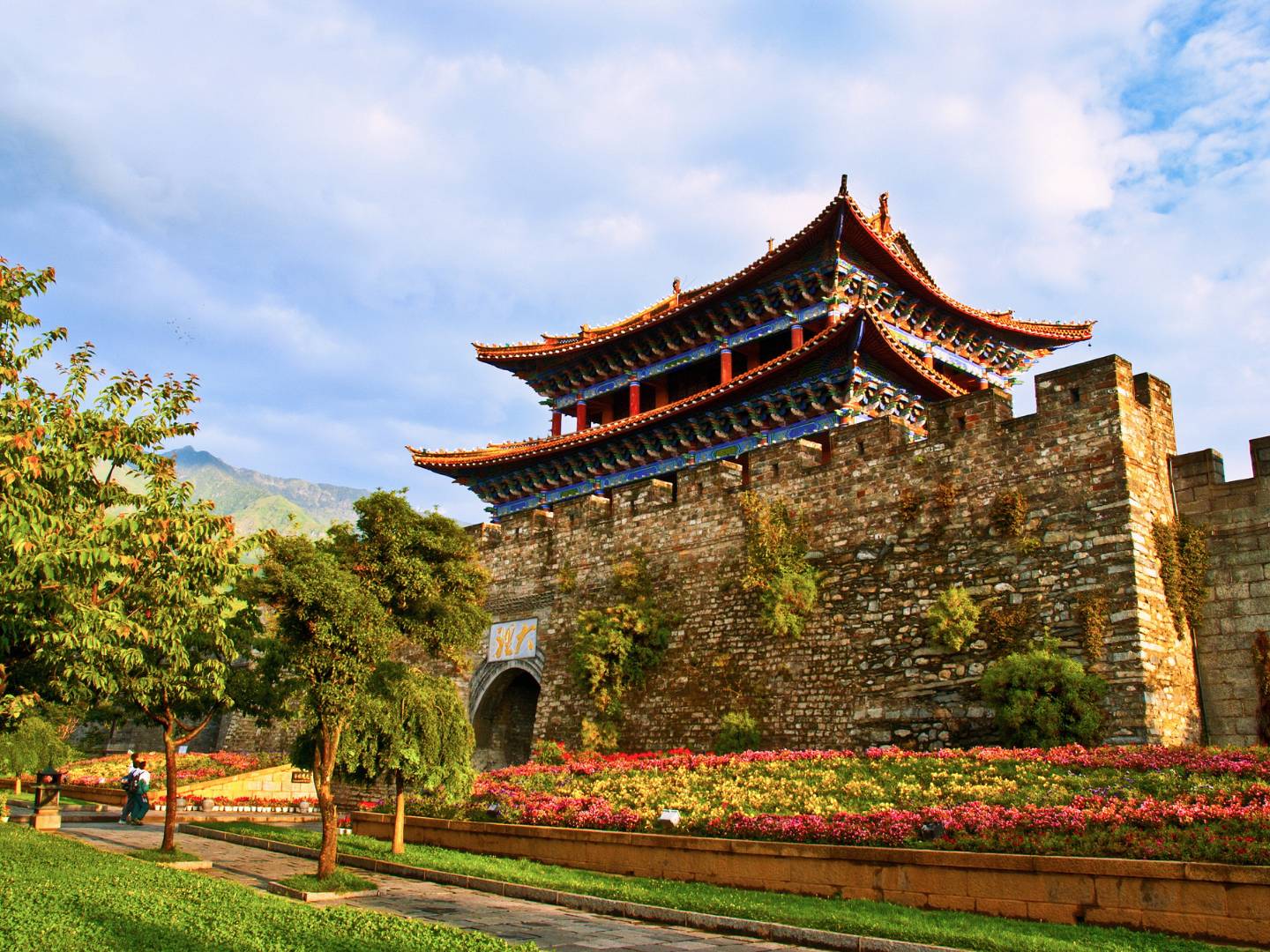 云南環(huán)線經(jīng)典八日游（大理進(jìn)出） （大理、麗江、玉龍雪山、香格里拉、瀘沽湖）